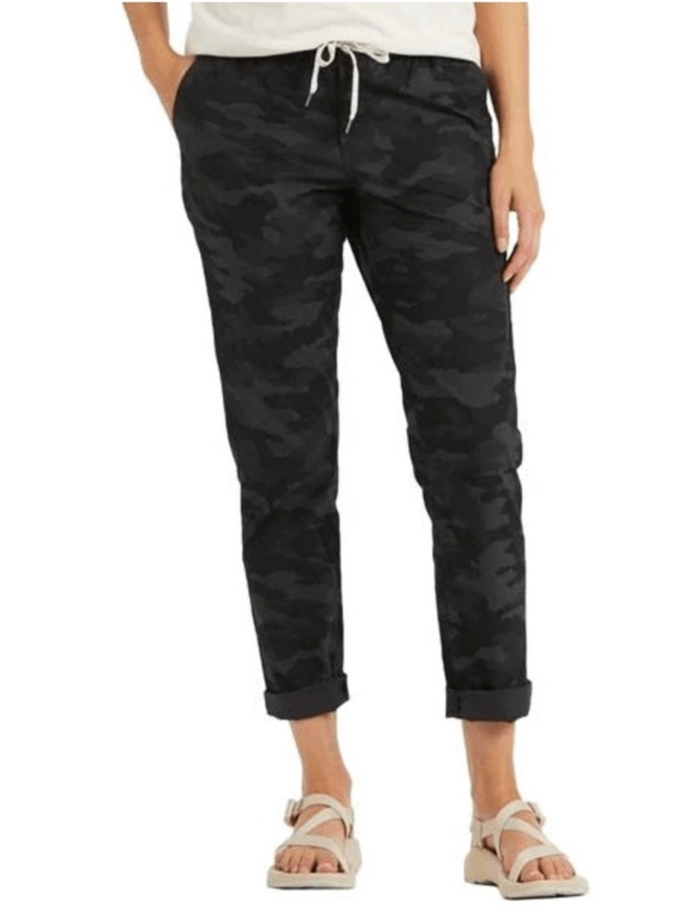 Vuori Women's Camo pant